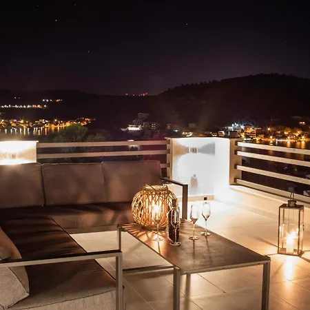 شقة 2-bed Apt With Ocean View 100 Meters To The Beach روغوزنيكا